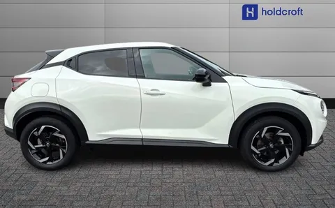 DN71RTZ Nissan Juke 1.0 DiG-T 114 N-Connecta 5dr Thumbnail #8