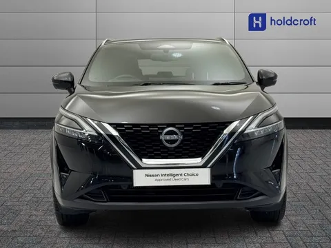 DN22CLZ Nissan Qashqai 1.3 DiG-T MH Tekna 5dr Thumbnail #2