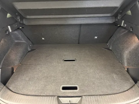 DN22CLZ Nissan Qashqai 1.3 DiG-T MH Tekna 5dr Thumbnail #9