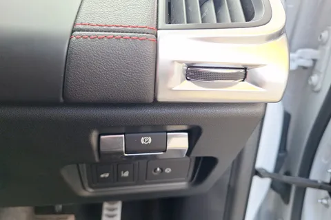 BK20HWF Jaguar E-Pace 2.0d [180] Chequered Flag Edition 5dr Auto Thumbnail #37