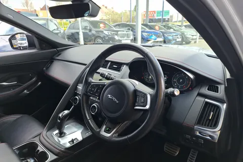 BK20HWF Jaguar E-Pace 2.0d [180] Chequered Flag Edition 5dr Auto Thumbnail #38