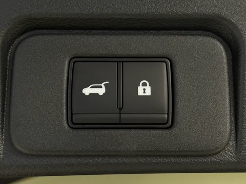 DY75ZVK Nissan X-Trail 1.5 E-Power 204 N-Connecta 5dr Xtronic Thumbnail #10