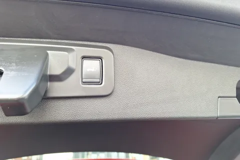 21 of 40 for Renault Austral E-Tech FHEV Techno Esprit Alpine 5dr Auto