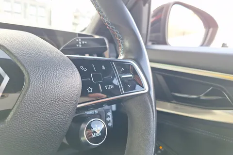 32 of 40 for Renault Austral E-Tech FHEV Techno Esprit Alpine 5dr Auto