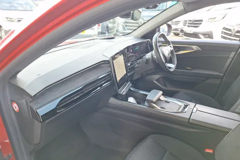 30 of 40 for Renault Austral E-Tech FHEV Techno Esprit Alpine 5dr Auto