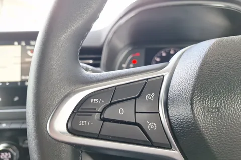 BL23VSU Renault Clio 1.0 TCe 90 Techno 5dr Thumbnail #32