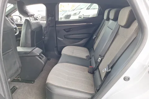 9 of 40 for Renault Megane E-Tech EV60 160kW Techno Comfort Range 60kWh 5dr Auto