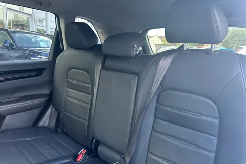 RO25XRZ Honda CR-V 2.0 eHEV Advance 5dr eCVT Thumbnail #10