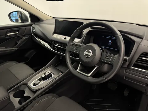 BP72ZDO Nissan Qashqai 1.5 E-Power N-Connecta [Glass Roof] 5dr Auto Thumbnail #22