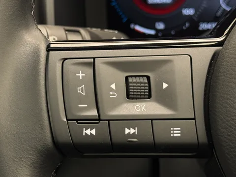 BP72ZDO Nissan Qashqai 1.5 E-Power N-Connecta [Glass Roof] 5dr Auto Thumbnail #23