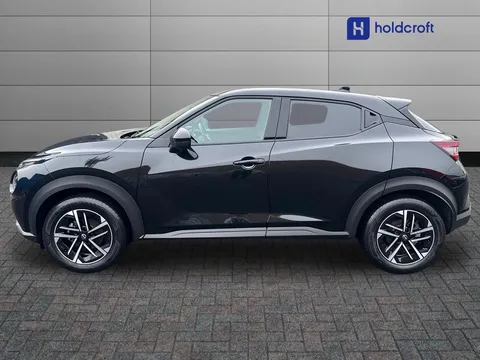 OW25DYM Nissan Juke 1.6 Hybrid N-Connecta 5dr Auto Thumbnail #3
