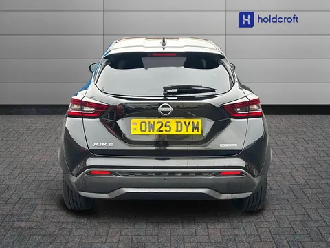 OW25DYM Nissan Juke 1.6 Hybrid N-Connecta 5dr Auto Thumbnail #5