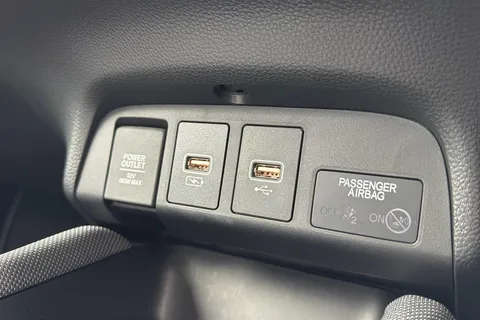 LN23YBR Honda Jazz 1.5 i-MMD Hybrid Crosstar EX 5dr eCVT Thumbnail #20