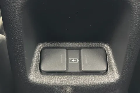 LN23YBR Honda Jazz 1.5 i-MMD Hybrid Crosstar EX 5dr eCVT Thumbnail #31