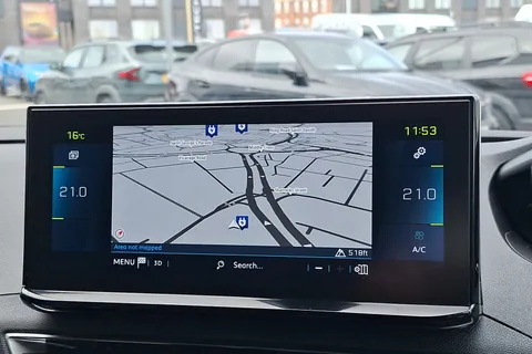 NM21LBV Peugeot 3008 1.6 Hybrid 225 Allure Premium 5dr e-EAT8 Thumbnail #20