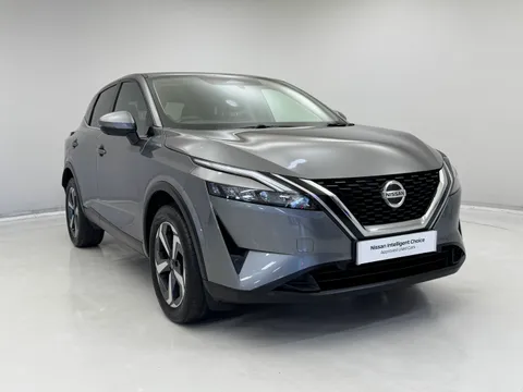 DV22OJE Nissan Qashqai 1.3 DiG-T MH N-Connecta 5dr Thumbnail #3