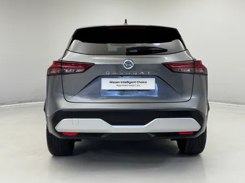 DV22OJE Nissan Qashqai 1.3 DiG-T MH N-Connecta 5dr Thumbnail #9