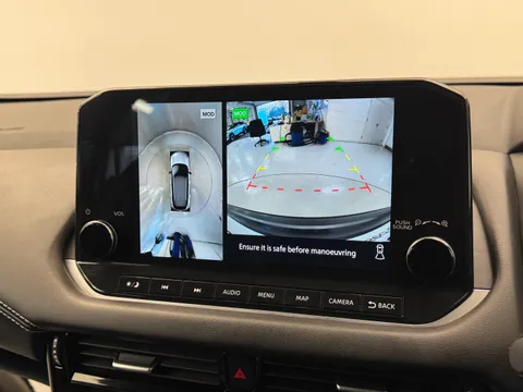 DV22OJE Nissan Qashqai 1.3 DiG-T MH N-Connecta 5dr Thumbnail #29