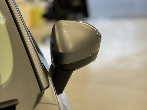 DV22OJE Nissan Qashqai 1.3 DiG-T MH N-Connecta 5dr Thumbnail #34