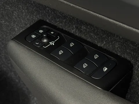 DN70YME Volvo XC40 1.5 T3 [163] Inscription 5dr Thumbnail #21