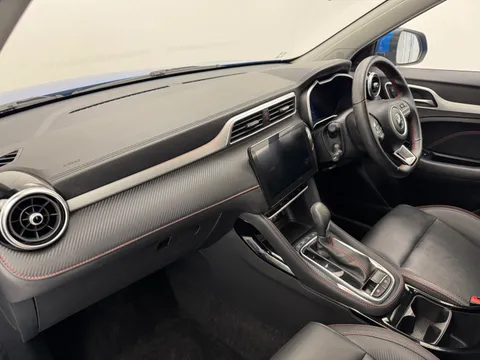 DT73ZPJ Mg Motor Uk Zs 1.0T GDi Exclusive 5dr DCT Thumbnail #12