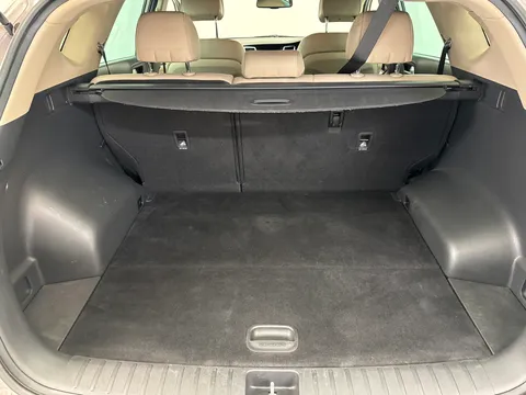 YP16SFJ Hyundai Tucson 2.0 CRDi Premium 5dr Auto Thumbnail #10