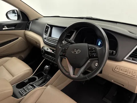YP16SFJ Hyundai Tucson 2.0 CRDi Premium 5dr Auto Thumbnail #21
