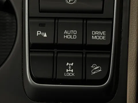 YP16SFJ Hyundai Tucson 2.0 CRDi Premium 5dr Auto Thumbnail #27