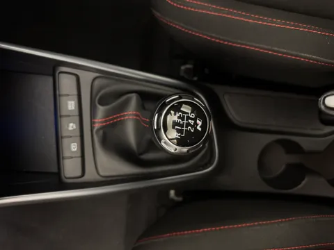 DV72AOJ Hyundai i20 1.0T GDi 48V MHD 120 N Line 5dr Thumbnail #13