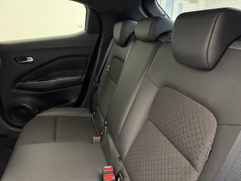 DU23BVL Nissan Juke 1.0 DiG-T 114 N-Connecta 5dr Thumbnail #13