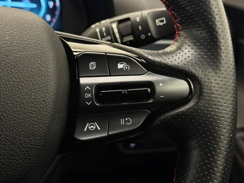 DV72AOJ Hyundai i20 1.0T GDi 48V MHD 120 N Line 5dr Thumbnail #19