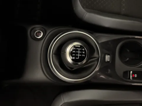 DU23BVL Nissan Juke 1.0 DiG-T 114 N-Connecta 5dr Thumbnail #17