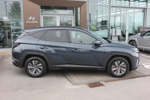 AO72CXN Hyundai Tucson 1.6 TGDi SE Connect 5dr 2WD Thumbnail #4