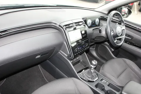 AO72CXN Hyundai Tucson 1.6 TGDi SE Connect 5dr 2WD Thumbnail #9