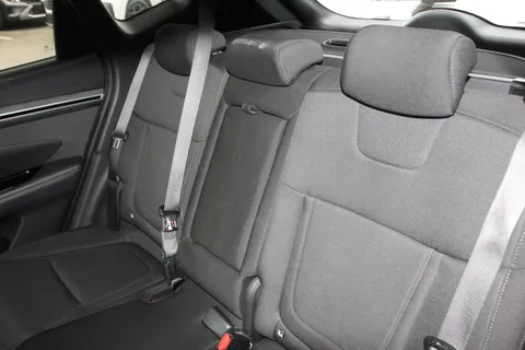 AO72CXN Hyundai Tucson 1.6 TGDi SE Connect 5dr 2WD Thumbnail #11