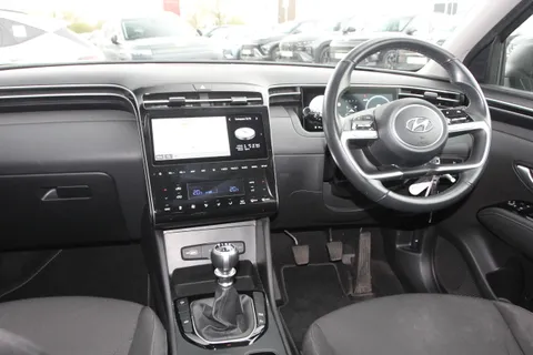 AO72CXN Hyundai Tucson 1.6 TGDi SE Connect 5dr 2WD Thumbnail #12