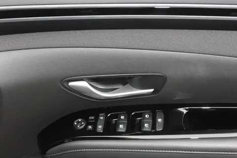 AO72CXN Hyundai Tucson 1.6 TGDi SE Connect 5dr 2WD Thumbnail #17