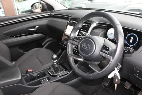 AO72CXN Hyundai Tucson 1.6 TGDi SE Connect 5dr 2WD Thumbnail #18
