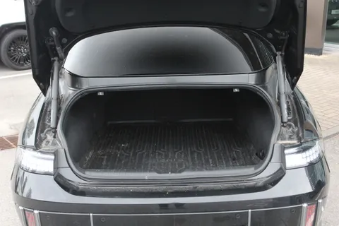 7 of 43 for Hyundai Ioniq 6 168kW Ultimate 77kWh 4dr Auto