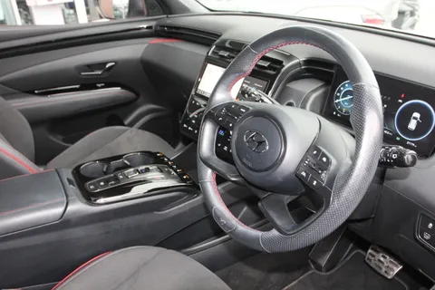 DA22GOE Hyundai Tucson 1.6 TGDi Hybrid 230 N Line S 5dr 2WD Auto Thumbnail #21