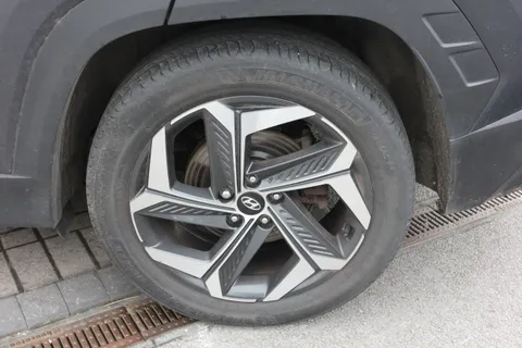 DA73BJZ Hyundai Tucson 1.6 TGDi Hybrid 230 Ultimate 5dr 2WD Auto Thumbnail #8