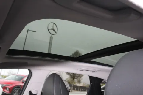 DA73BJZ Hyundai Tucson 1.6 TGDi Hybrid 230 Ultimate 5dr 2WD Auto Thumbnail #16