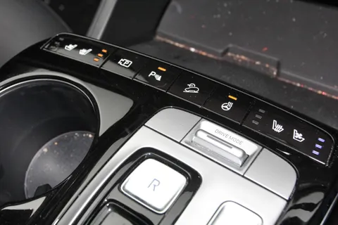 DA73BJZ Hyundai Tucson 1.6 TGDi Hybrid 230 Ultimate 5dr 2WD Auto Thumbnail #31