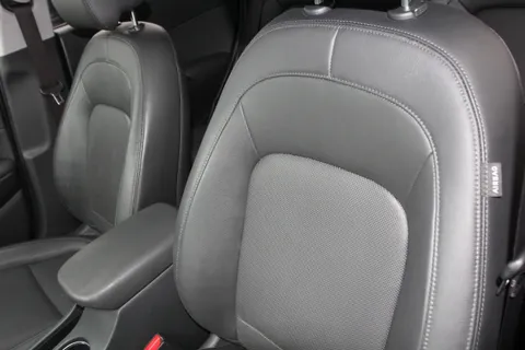 DE23VTC Hyundai Kona 1.6 GDi Hybrid Ultimate 5dr DCT Thumbnail #8