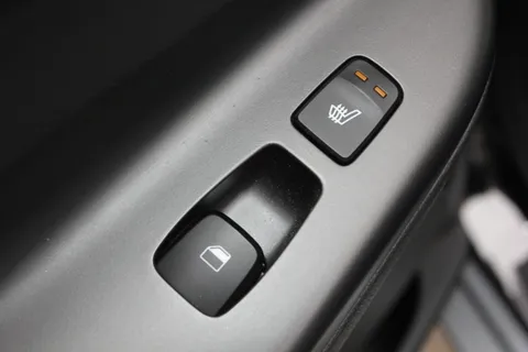 DE23VTC Hyundai Kona 1.6 GDi Hybrid Ultimate 5dr DCT Thumbnail #13