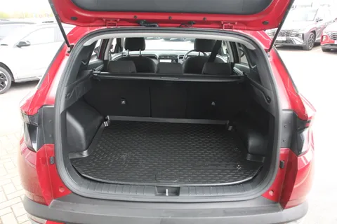 DG21RZX Hyundai Tucson 1.6 TGDi 48V MHD SE Connect 5dr 2WD Thumbnail #14