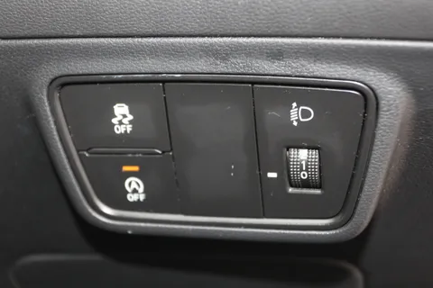 DG21RZX Hyundai Tucson 1.6 TGDi 48V MHD SE Connect 5dr 2WD Thumbnail #17