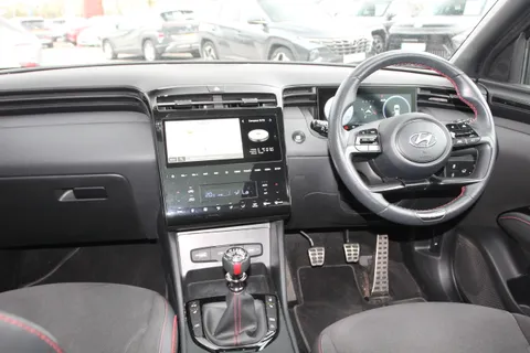 DG72MVU Hyundai Tucson 1.6 TGDi N Line S 5dr 2WD Thumbnail #18