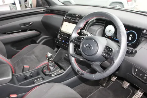 DG72MVU Hyundai Tucson 1.6 TGDi N Line S 5dr 2WD Thumbnail #21