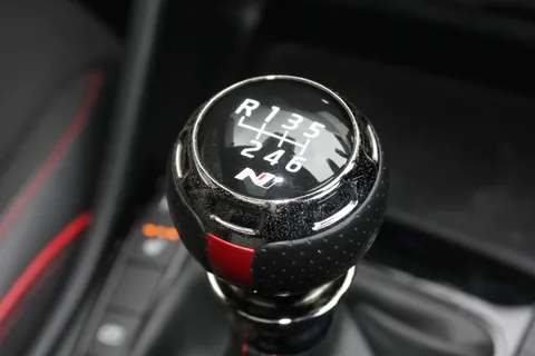 DG72MVU Hyundai Tucson 1.6 TGDi N Line S 5dr 2WD Thumbnail #31